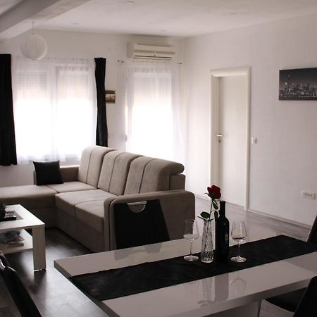 זאדאר Top Floor Apartment מראה חיצוני תמונה