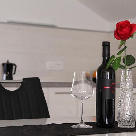 זאדאר Top Floor Apartment מראה חיצוני תמונה