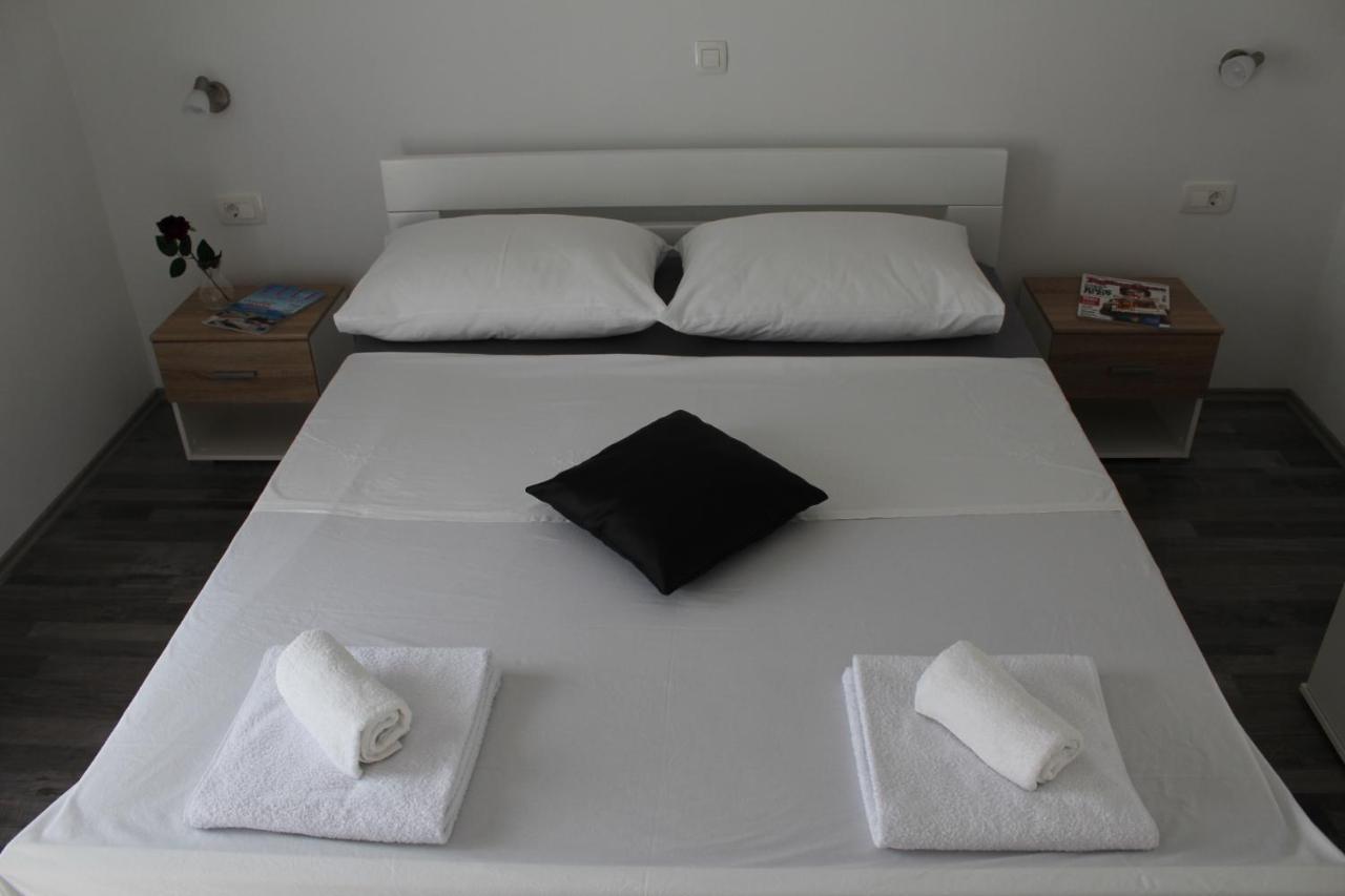 זאדאר Top Floor Apartment מראה חיצוני תמונה