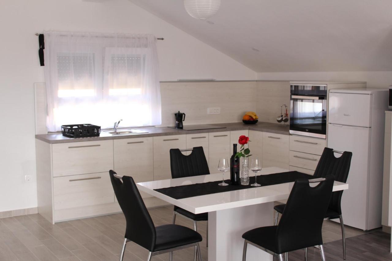 זאדאר Top Floor Apartment מראה חיצוני תמונה