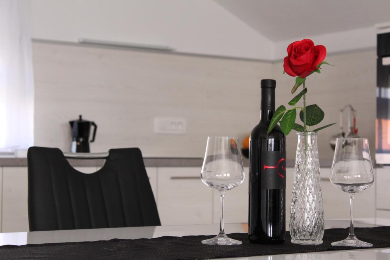 זאדאר Top Floor Apartment מראה חיצוני תמונה