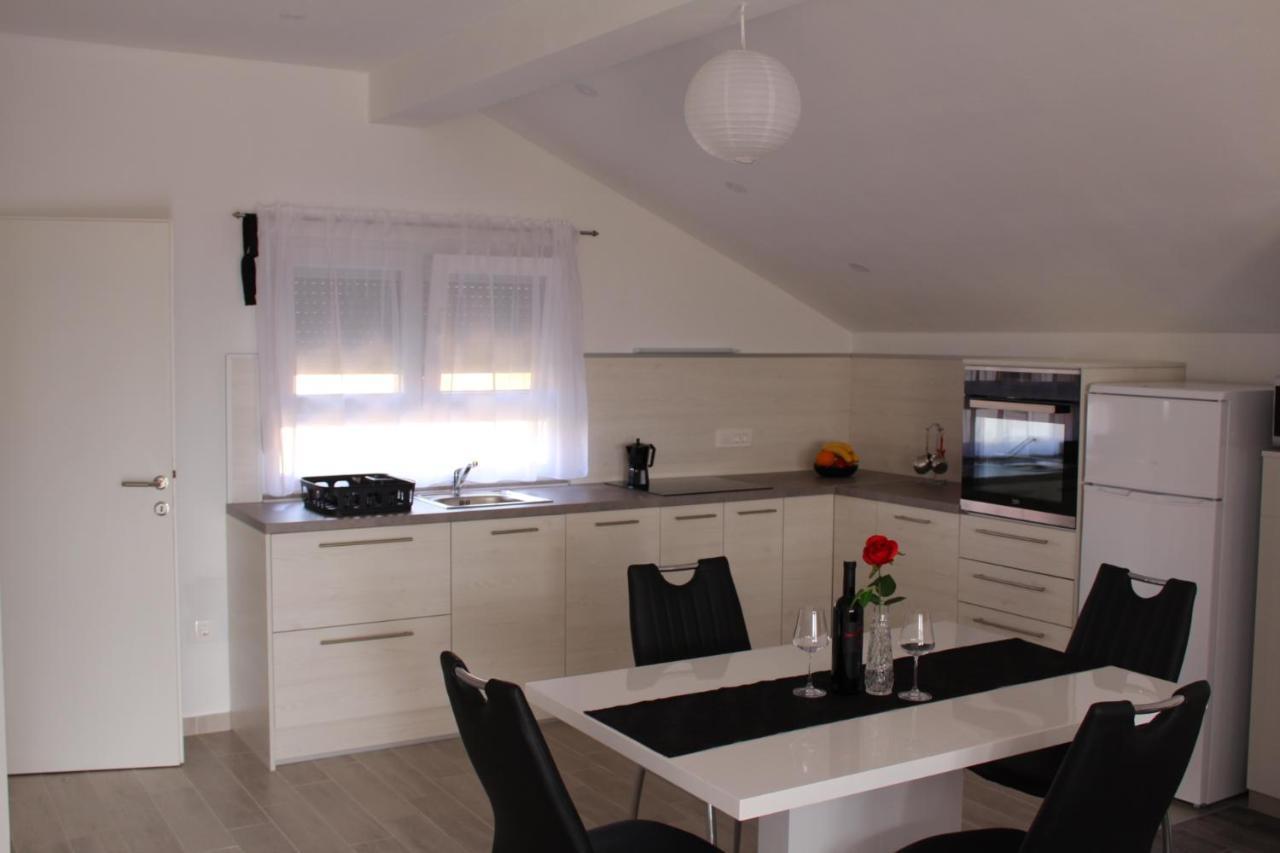 זאדאר Top Floor Apartment מראה חיצוני תמונה